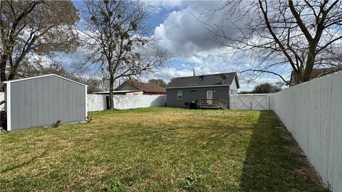 Tiny photo for 1308 Dawson Street, Hearne, TX 77859 (MLS # 26002274)