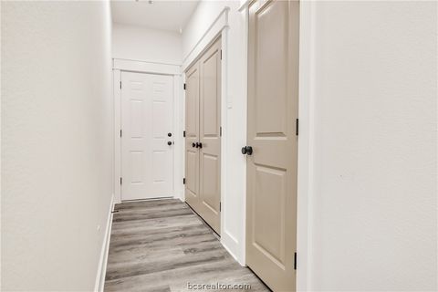 Tiny photo for 209 Lock Lane, Bryan, TX 77803 (MLS # 26001863)