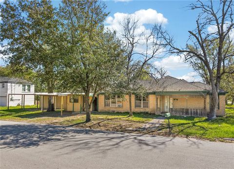 Photo of 600 E Wm J Bryan Parkway, Bryan, TX 77803 (MLS # 26003579)