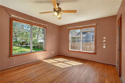 Tiny photo for 600 E Wm J Bryan Parkway, Bryan, TX 77803 (MLS # 26003579)