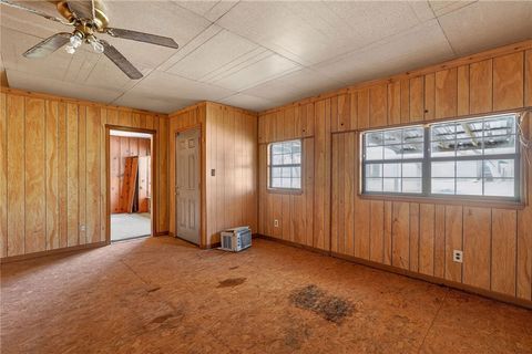 Tiny photo for 600 E Wm J Bryan Parkway, Bryan, TX 77803 (MLS # 26003579)