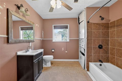 Tiny photo for 600 E Wm J Bryan Parkway, Bryan, TX 77803 (MLS # 26003579)