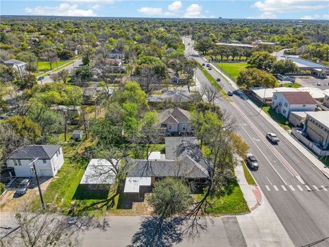 Tiny photo for 600 E Wm J Bryan Parkway, Bryan, TX 77803 (MLS # 26003579)
