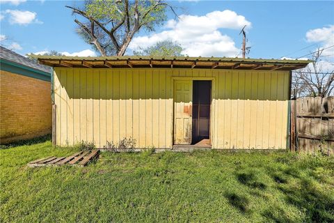 Tiny photo for 600 E Wm J Bryan Parkway, Bryan, TX 77803 (MLS # 26003579)