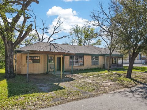 Tiny photo for 600 E Wm J Bryan Parkway, Bryan, TX 77803 (MLS # 26003579)