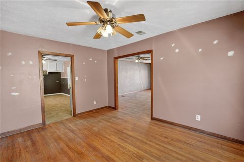 Tiny photo for 600 E Wm J Bryan Parkway, Bryan, TX 77803 (MLS # 26003579)