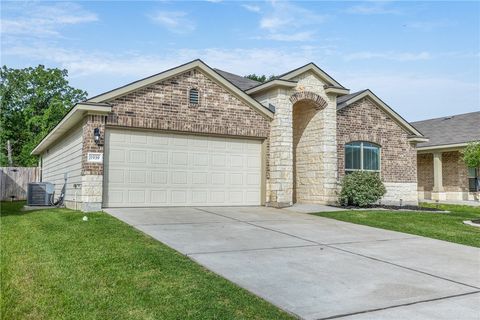 Tiny photo for 1939 Thorndyke Lane, Bryan, TX 77807 (MLS # 26004742)