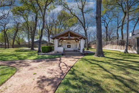 Tiny photo for 800 Copperas Drive, Caldwell, TX 77836 (MLS # 26002646)