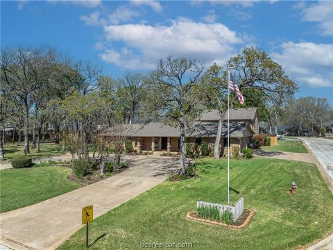 Tiny photo for 800 Copperas Drive, Caldwell, TX 77836 (MLS # 26002646)