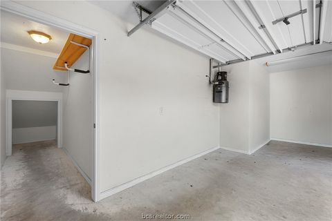 Tiny photo for 800 Copperas Drive, Caldwell, TX 77836 (MLS # 26002646)