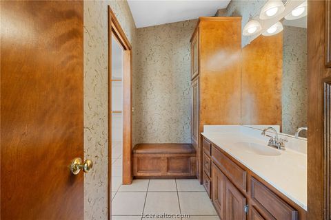 Tiny photo for 800 Copperas Drive, Caldwell, TX 77836 (MLS # 26002646)