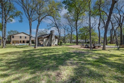 Tiny photo for 800 Copperas Drive, Caldwell, TX 77836 (MLS # 26002646)