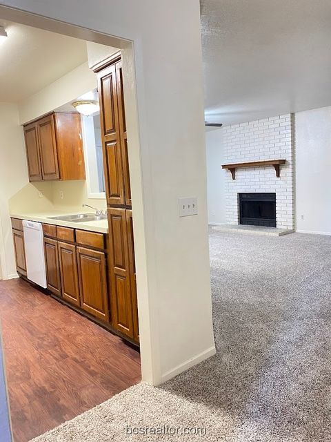 Tiny photo for 1305 W Villa Maria Road #C201, Bryan, TX 77801 (MLS # 26001219)