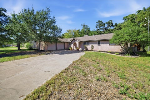 Tiny photo for 1009 Guadalupe Drive, College Station, TX 77840 (MLS # 26012596)