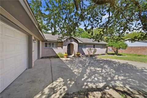 Tiny photo for 1009 Guadalupe Drive, College Station, TX 77840 (MLS # 26012596)