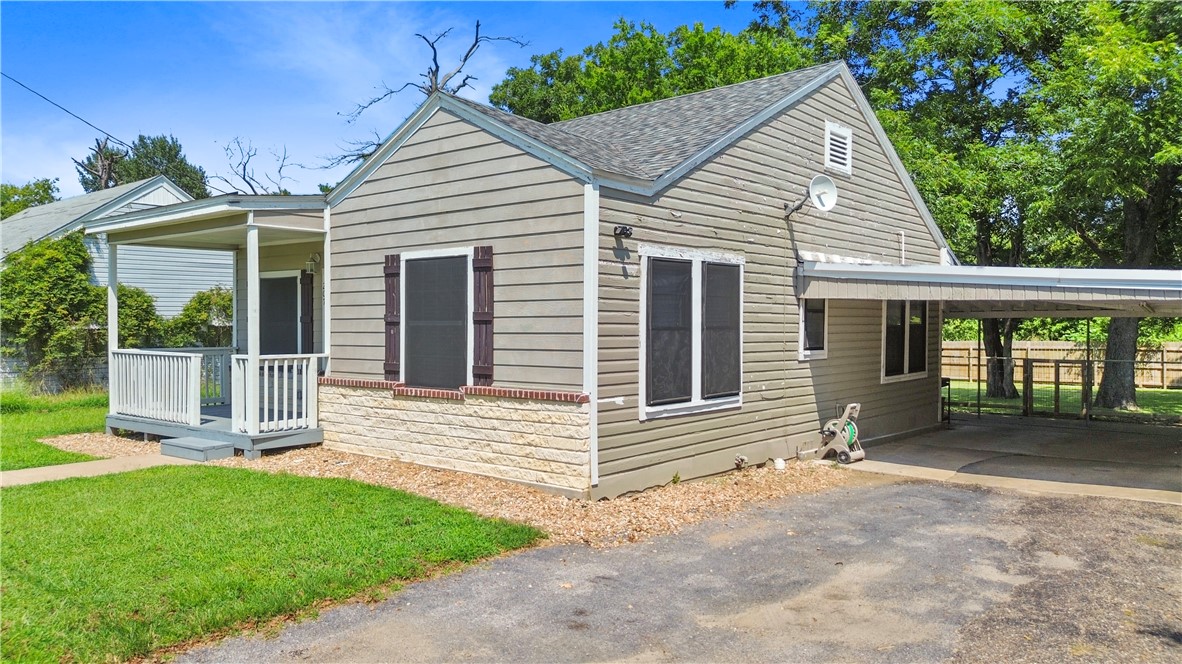 207 N Commerce Street