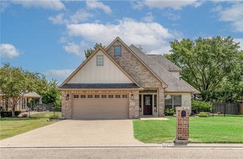 Photo of 1742 Creekside Circle, College Station, TX 77845 (MLS # 26002894)