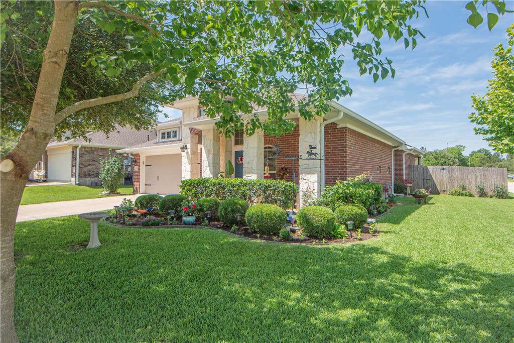 Photo of 2200 Infield Court, Brenham, TX 77833 (MLS # 26006696)