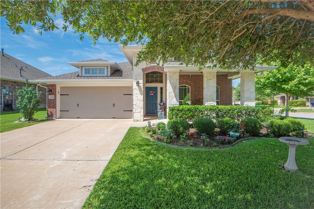 Photo of 2200 Infield Court, Brenham, TX 77833 (MLS # 26006696)