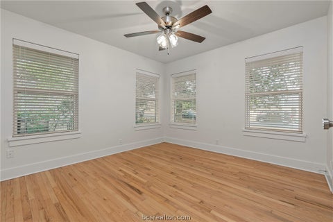 Tiny photo for 203 Dunn Street, Bryan, TX 77801 (MLS # 26011844)