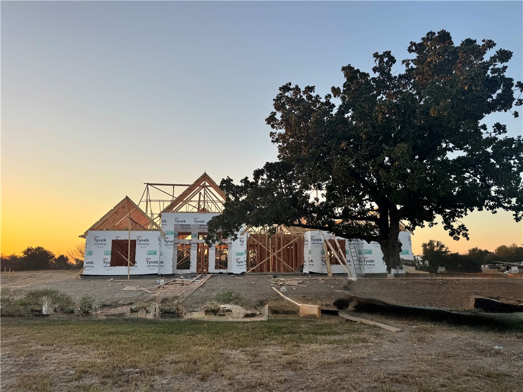 5439 Woodland Park Drive