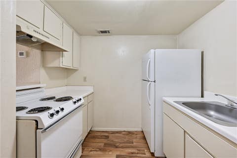 Tiny photo for 4405 Carter Creek Parkway #5, Bryan, TX 77802 (MLS # 26010340)