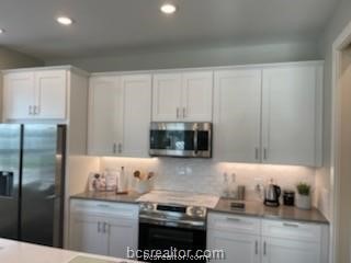 College Station, Texas 77840, United States, 4 Bedrooms Bedrooms, ,5 BathroomsBathrooms,Residential,Active,61065