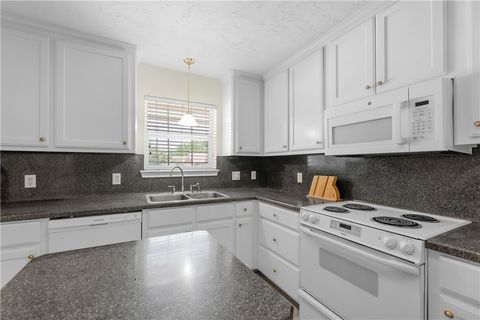 Tiny photo for 1816 Brothers Boulevard #16, College Station, TX 77845 (MLS # 26000062)