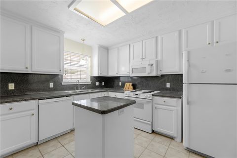 Tiny photo for 1816 Brothers Boulevard #16, College Station, TX 77845 (MLS # 26000062)