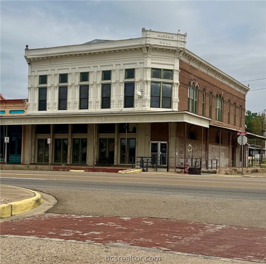 412 S Main Street