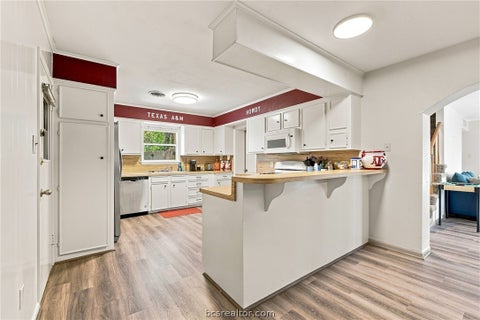 Tiny photo for 1404 Skrivanek Court, College Station, TX 77840 (MLS # 26010815)