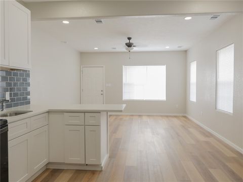 Tiny photo for 1518 Rochester Street, Bryan, TX 77803 (MLS # 25010602)