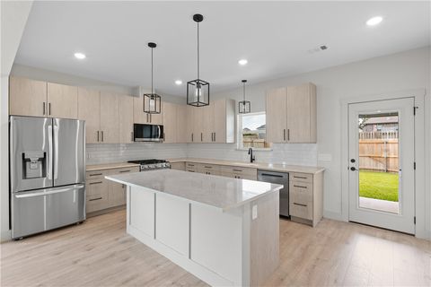 Tiny photo for 4018 Etonbury Avenue, College Station, TX 77845 (MLS # 25011046)