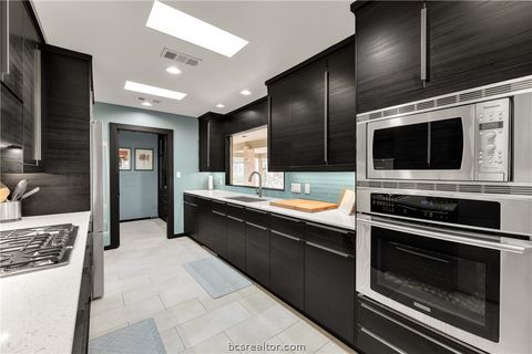 Tiny photo for 24 Forest Drive, College Station, TX 77840 (MLS # 26002468)