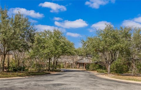 Tiny photo for 24 Forest Drive, College Station, TX 77840 (MLS # 26002468)
