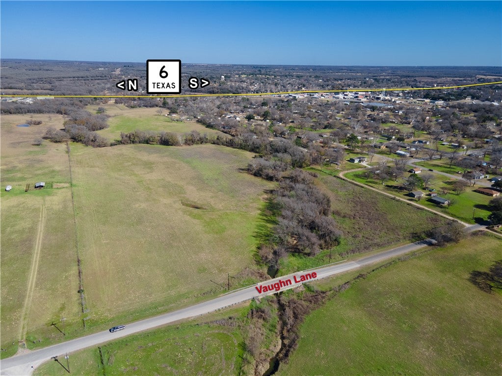 000 Vaughn Lane N