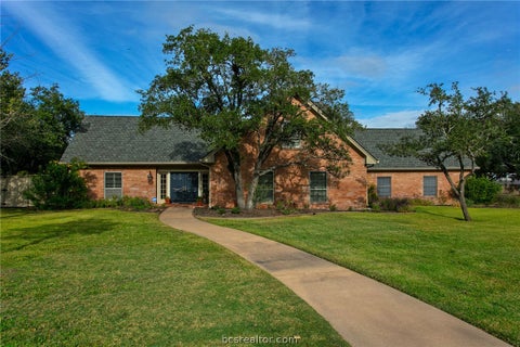Photo of 1506 E 31st Street, Bryan, TX 77802 (MLS # 26012821)