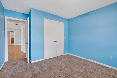 Tiny photo for 3501 Cavitt Avenue, Bryan, TX 77801 (MLS # 26005793)