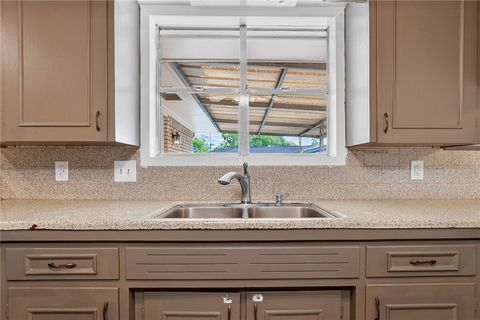 Tiny photo for 3501 Cavitt Avenue, Bryan, TX 77801 (MLS # 26005793)