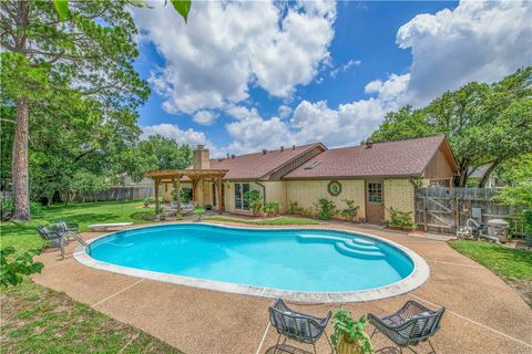 Tiny photo for 2401 Briar Oaks Drive, Bryan, TX 77802 (MLS # 26006741)