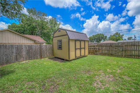 Tiny photo for 2401 Briar Oaks Drive, Bryan, TX 77802 (MLS # 26006741)