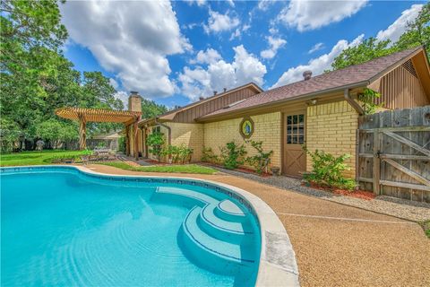 Tiny photo for 2401 Briar Oaks Drive, Bryan, TX 77802 (MLS # 26006741)