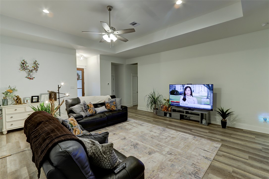 College Station, Texas 77845, United States, 3 Bedrooms Bedrooms, ,2 BathroomsBathrooms,Residential,Active,5816