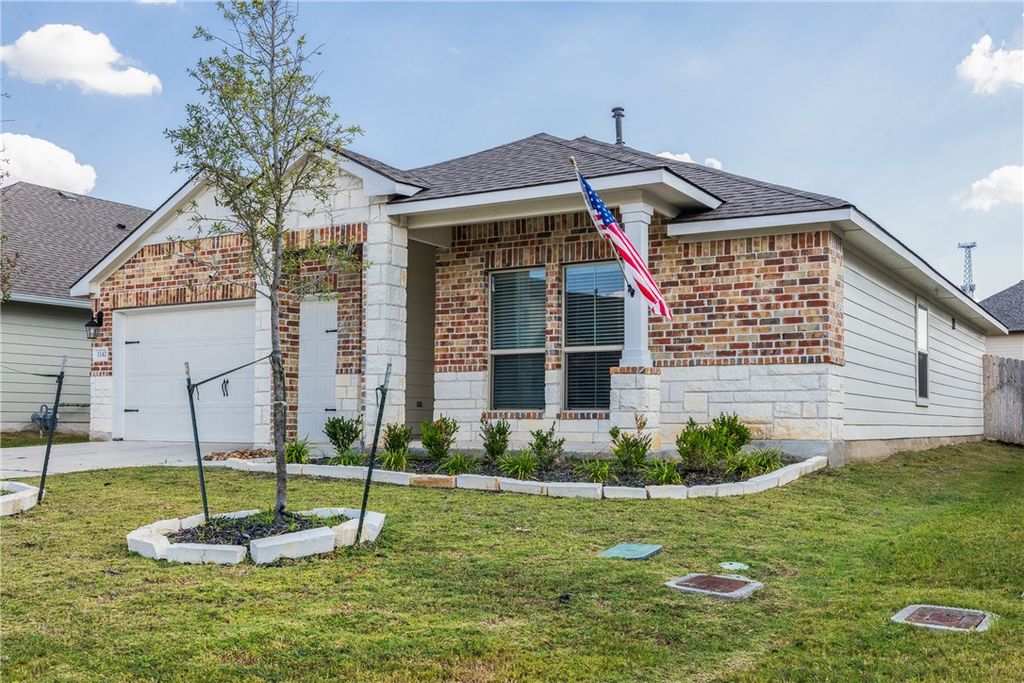 Photo of 1142 Natchez Drive, College Station, TX 77845 (MLS # 25010536)