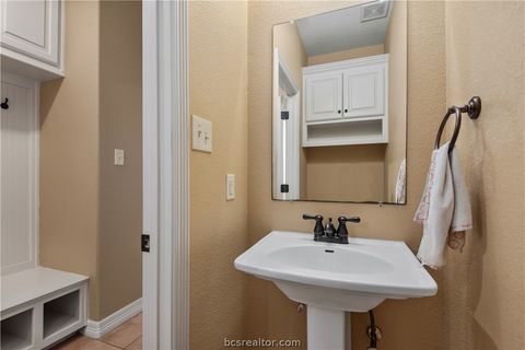 Tiny photo for 1904 Debbie Drive, Bryan, TX 77802 (MLS # 26006932)