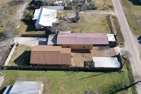 Tiny photo for 404 Wilson Street N, Madisonville, TX 77864 (MLS # 26001617)