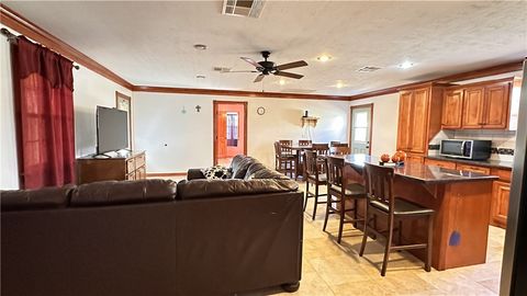 Tiny photo for 404 Wilson Street N, Madisonville, TX 77864 (MLS # 26001617)