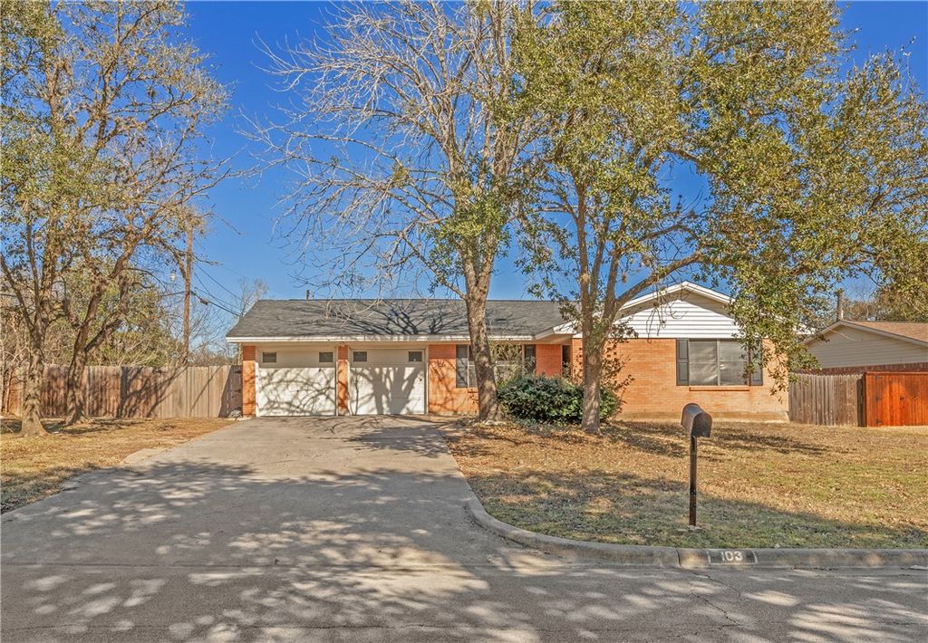 Photo of 103 Redmond Drive, College Station, TX 77840 (MLS # 26001439)