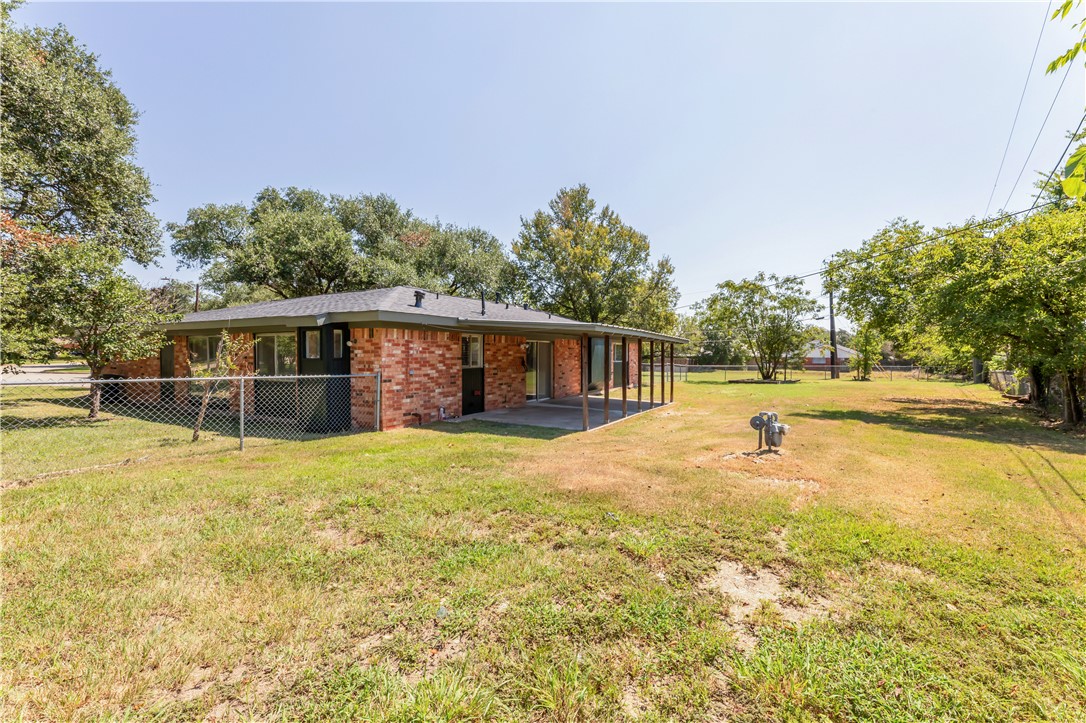 College Station, Texas 77840, United States, 4 Bedrooms Bedrooms, ,2 BathroomsBathrooms,Residential,Active,204471