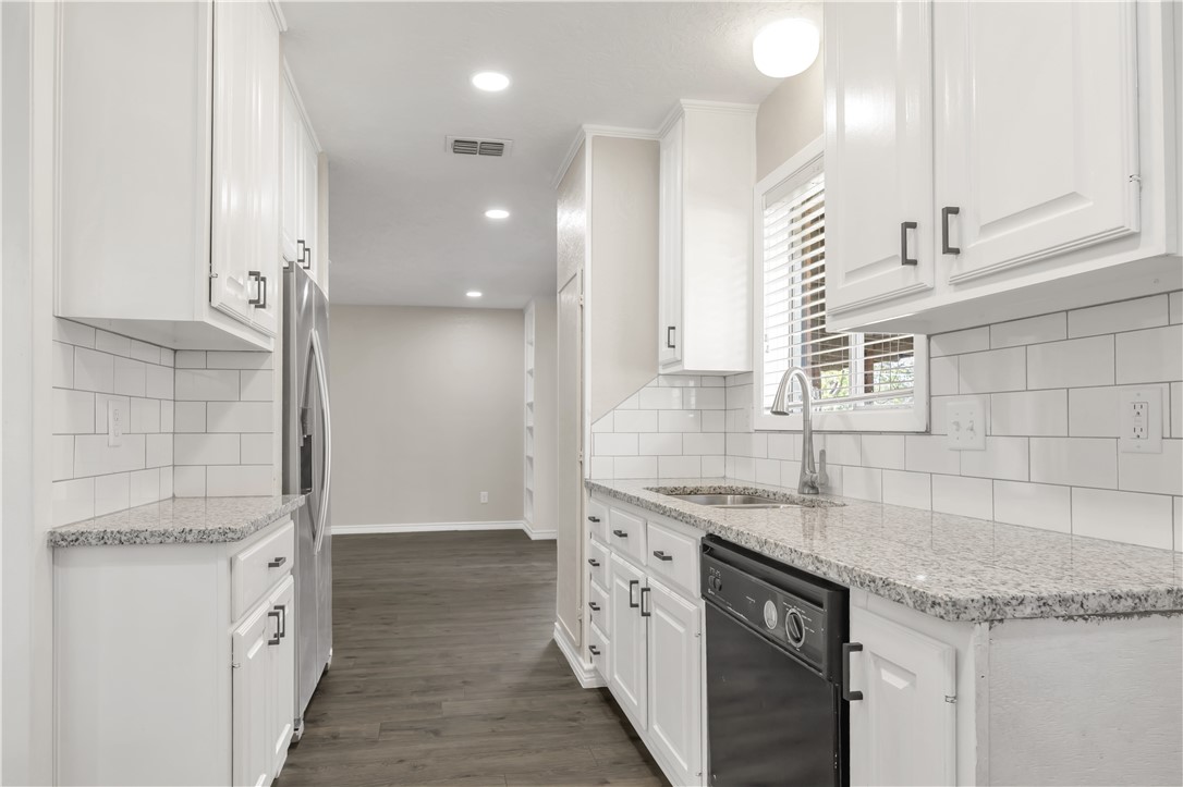 College Station, Texas 77840, United States, 4 Bedrooms Bedrooms, ,2 BathroomsBathrooms,Residential,Active,204471